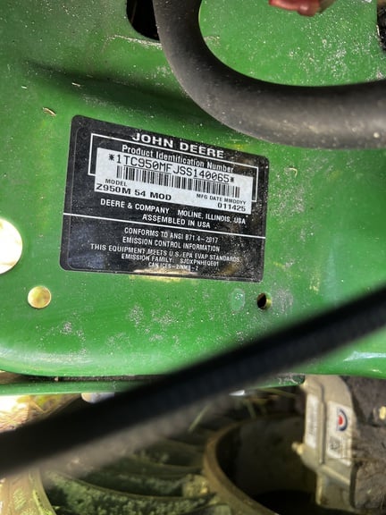 Pre-Owned John Deere Z950M 54 in Plant City, FL Photo 6