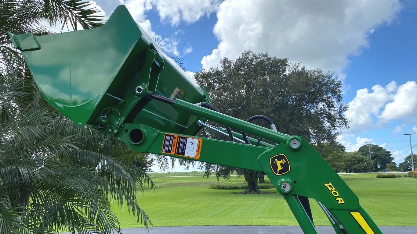 Everglades Equipment Group 1023E Starter Tractor Package