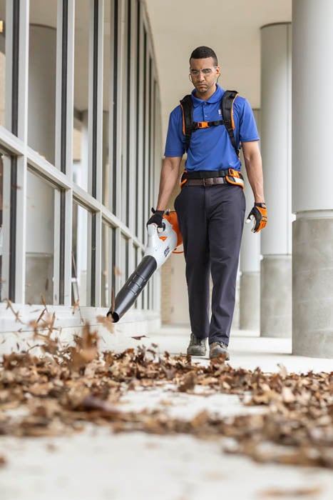 Alternate Image of STIHL BGA 100 Battery Blower