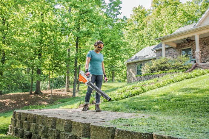 Alternate Image of STIHL BGA 45 Battery Blower