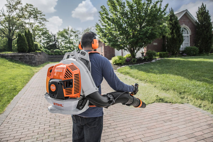 Alternate Image of STIHL BR 800 C-E MAGNUM® Professional Blower