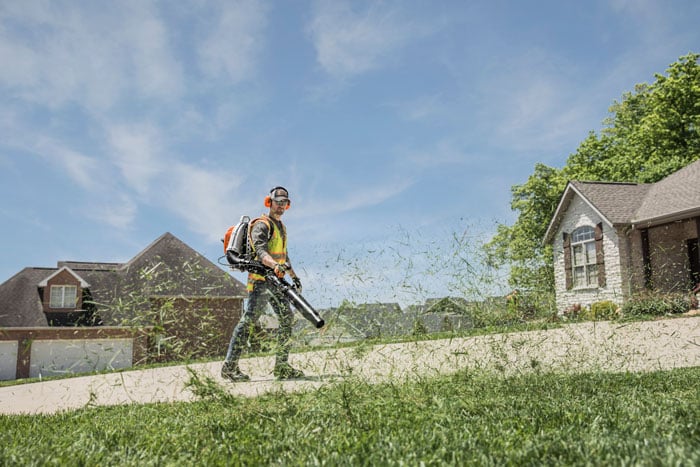 Alternate Image of STIHL BR 800 X MAGNUM® Professional Blower