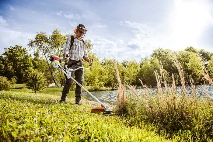 Alternate Image of STIHL FS 311 Professional Trimmer