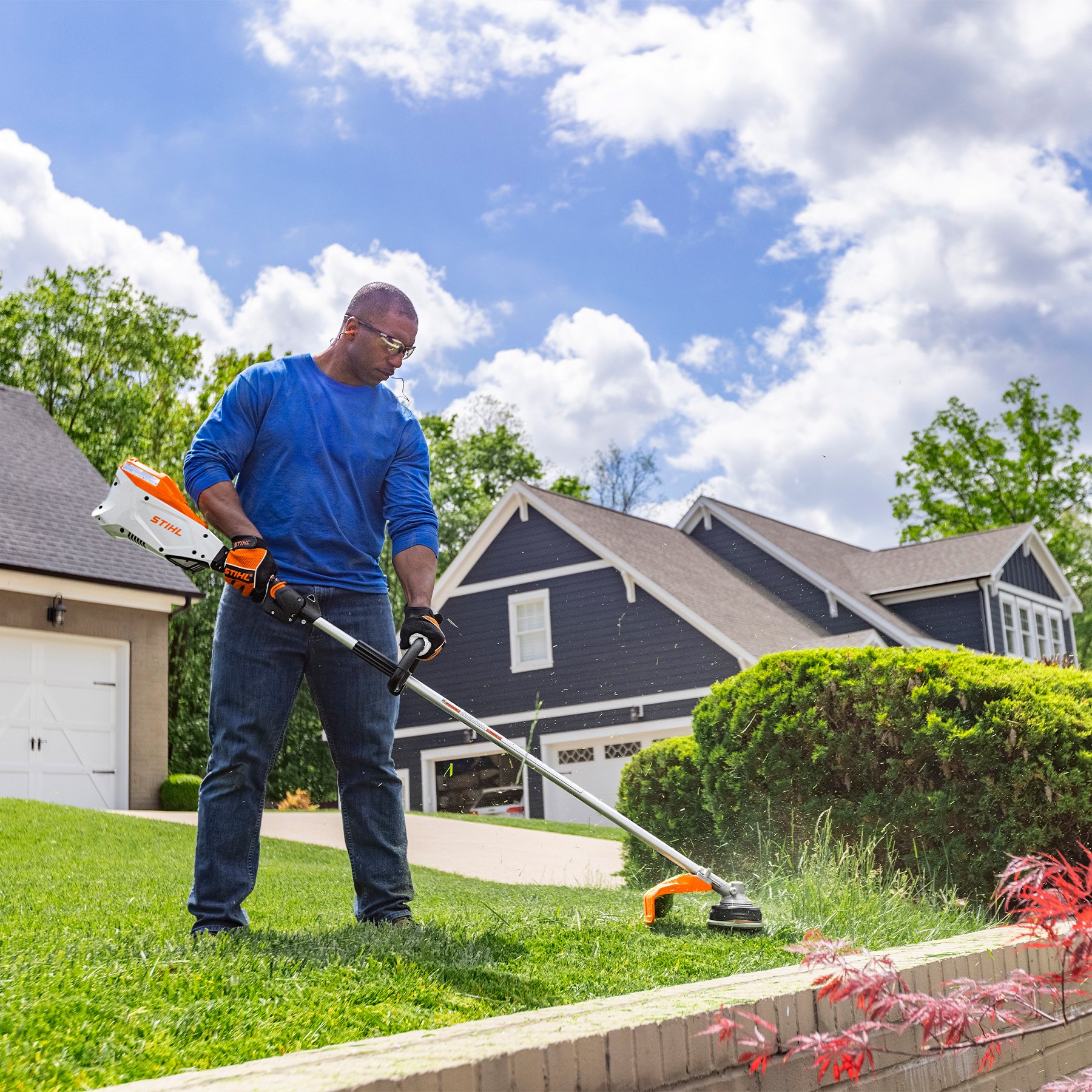 Alternate Image of STIHL FSA 135 R Battery Trimmer