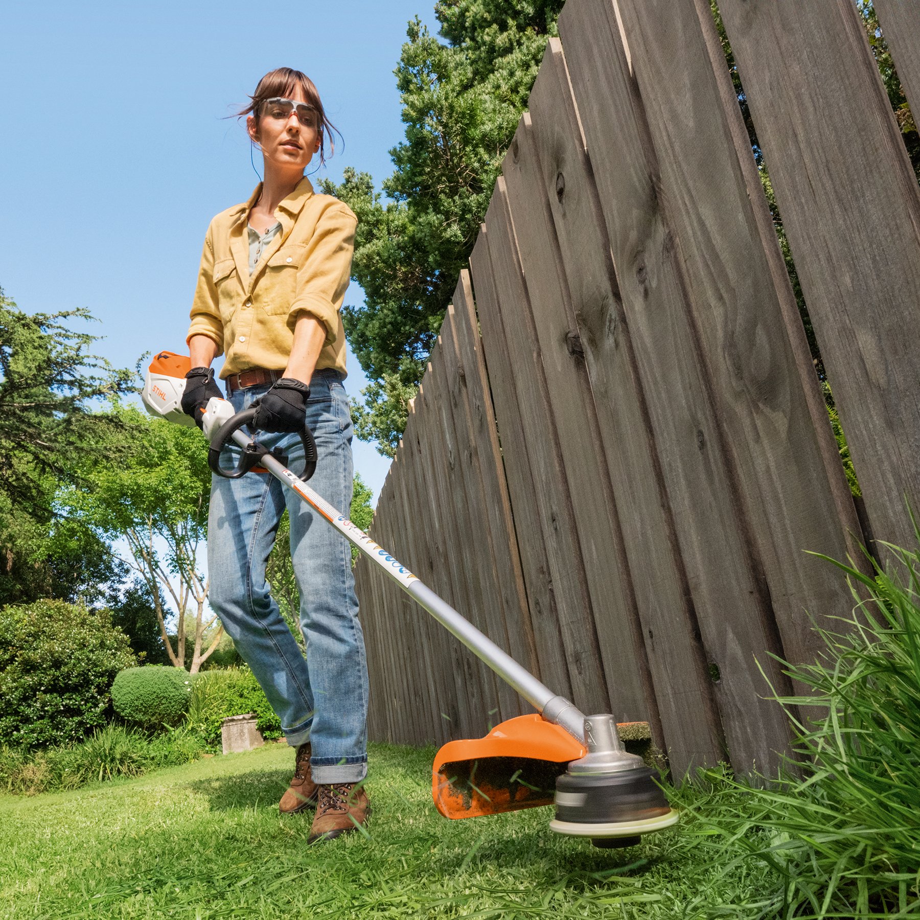 Alternate Image of STIHL FSA 80 R Battery Trimmer