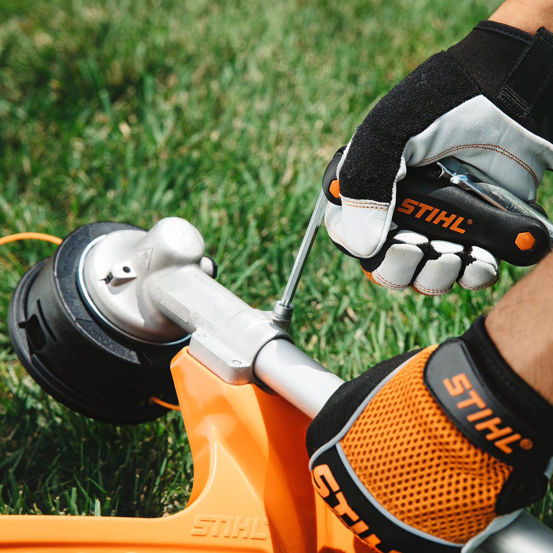 Alternate Image of STIHL FS-KM Line Head Trimmer KombiSystem Attachment
