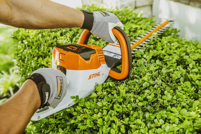 Alternate Image of STIHL HSA 56 Battery Hedge Trimmer