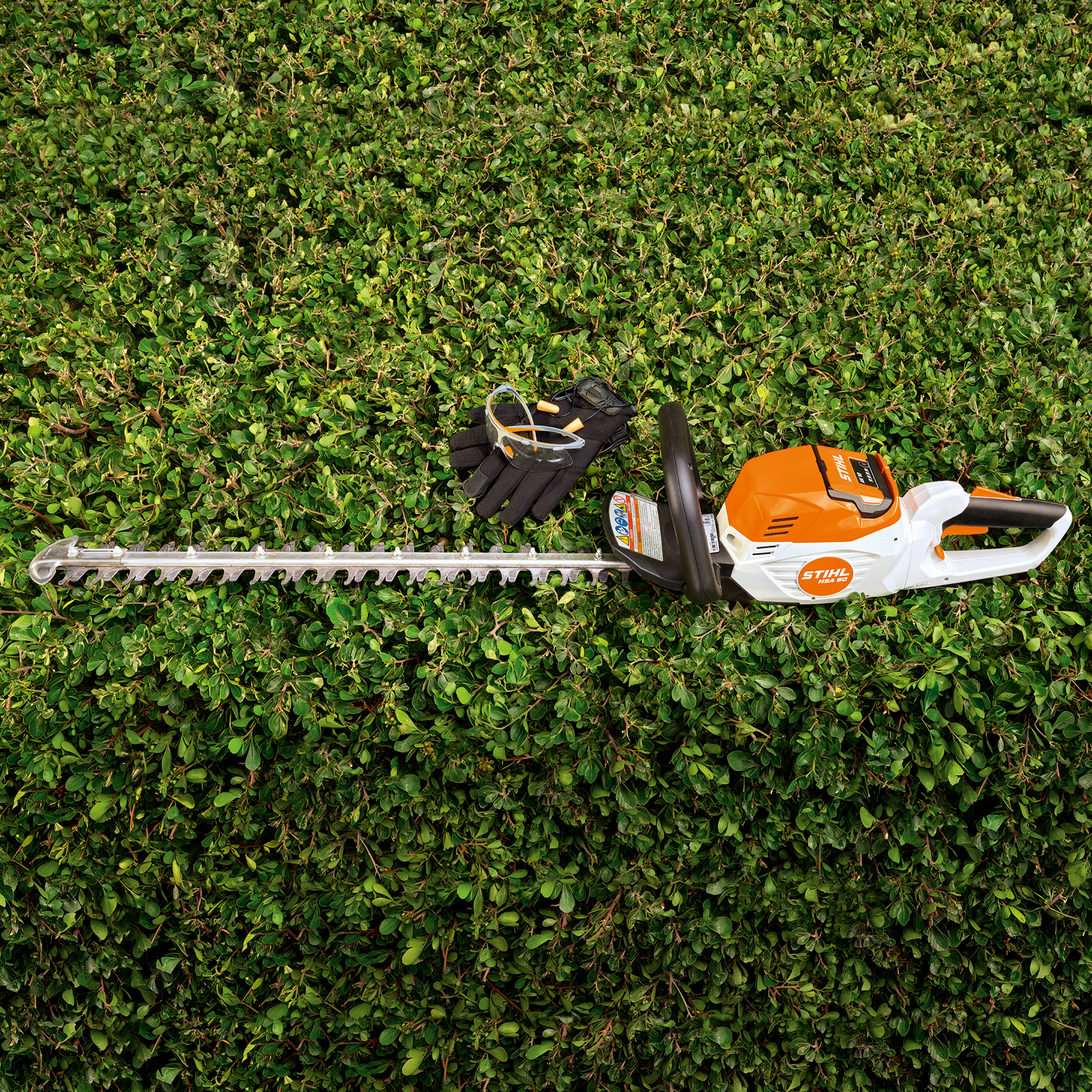 Alternate Image of STIHL HSA 60 Battery Hedge Trimmer