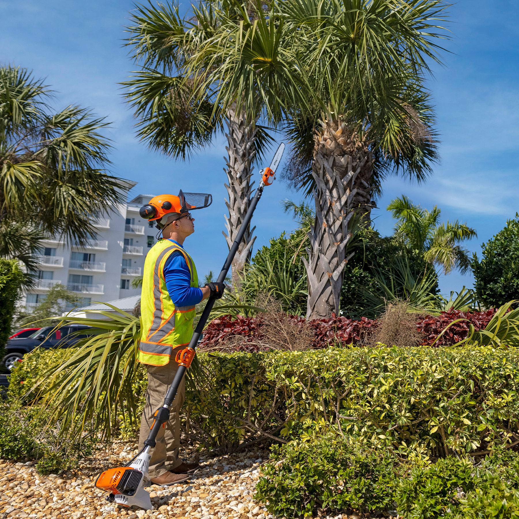 Alternate Image of STIHL HT 131 Professional Pole Pruner