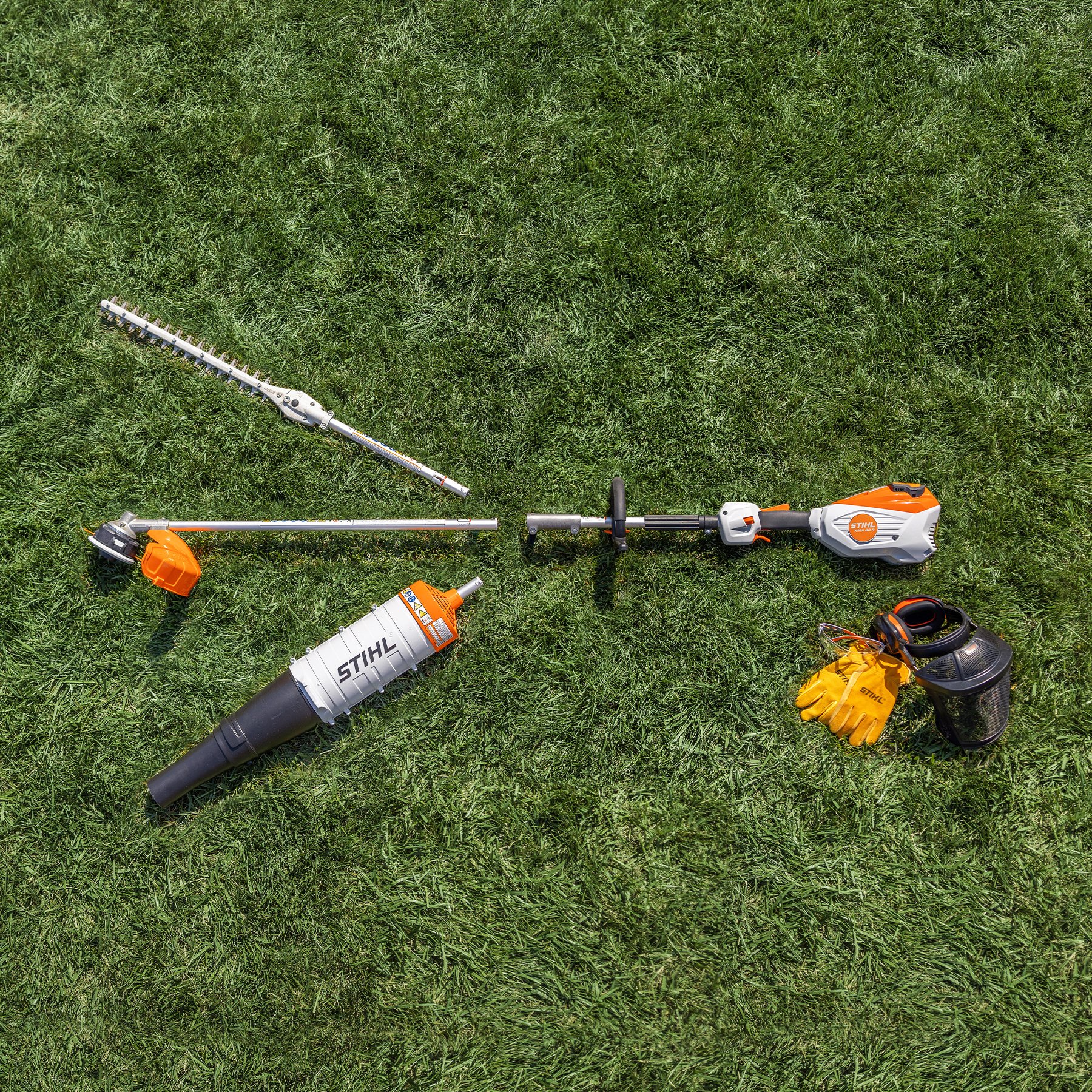 Alternate Image of STIHL KMA 80 R Battery KombiSystem