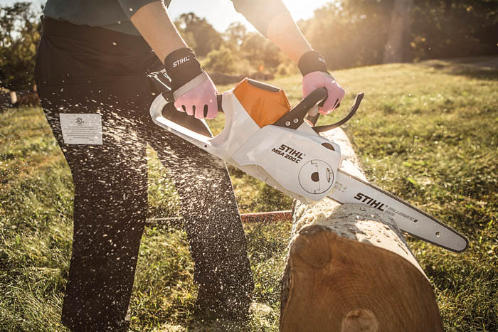 Alternate Image of STIHL MSA 200 C-B Battery Saw