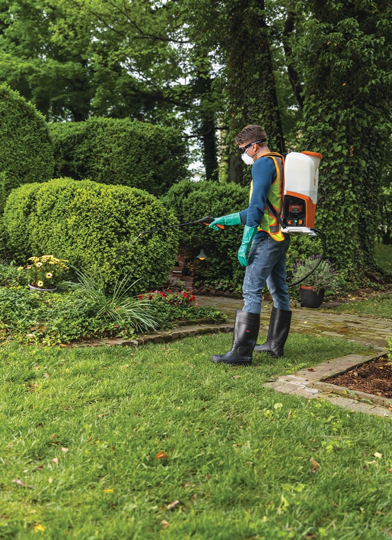 Alternate Image of STIHL SGA 85 Battery Sprayer
