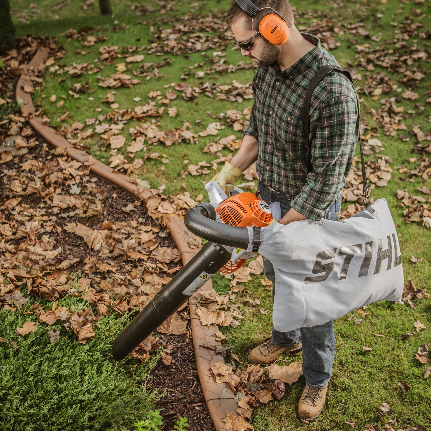 Alternate Image of STIHL SH 56 C-E Shredder Vac